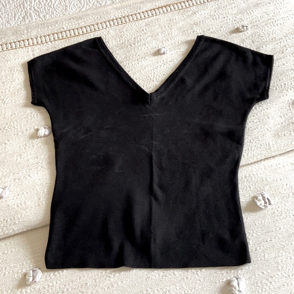Carlisle black sleeveless sweater
